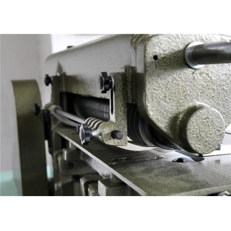 XD-107 Leather Strip cutting machine